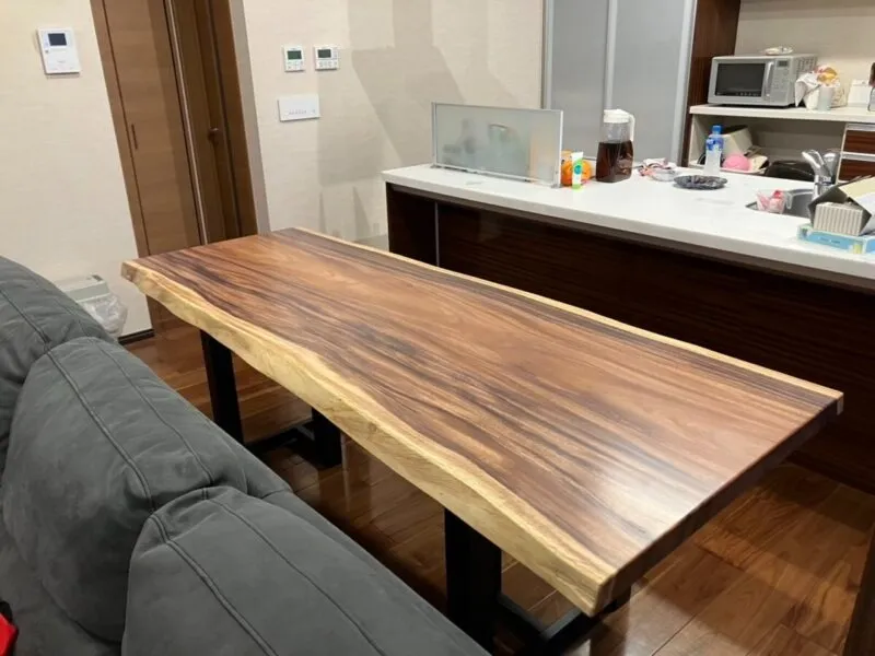 那珂市I様 モンキーポッドダイニングテーブル(一枚板 テーブル)