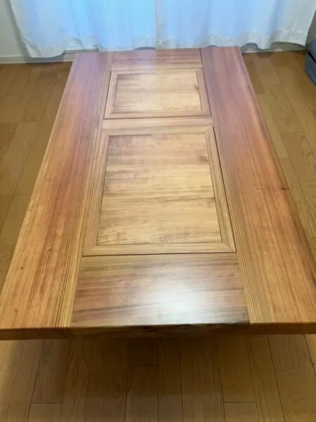 横浜市K様 杉柾囲炉裏座卓 (一枚板 テーブル)