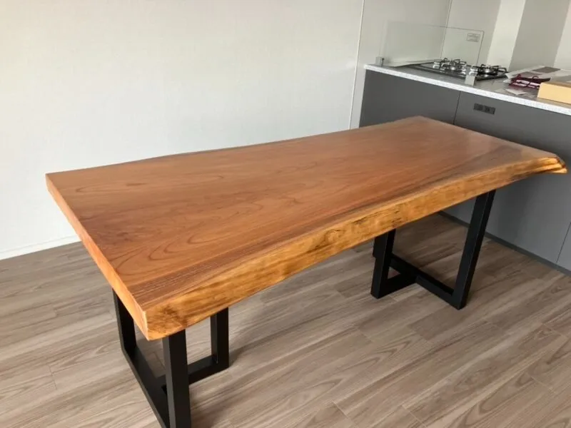 つくば市U様 ケヤキ一枚板ダイニングテーブル