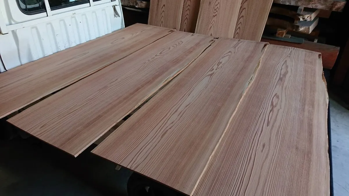 那珂市S邸 玄関天井板施工