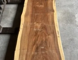 ひたちなか市S様 モンキーポッド ダイニングテーブル　(一枚板　テーブル)