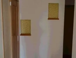 笠間市O邸様新築工事　壁棚(欅)