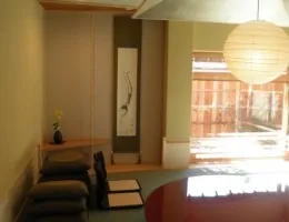 料亭 客室３ 落し掛け 床柱、飾り棚