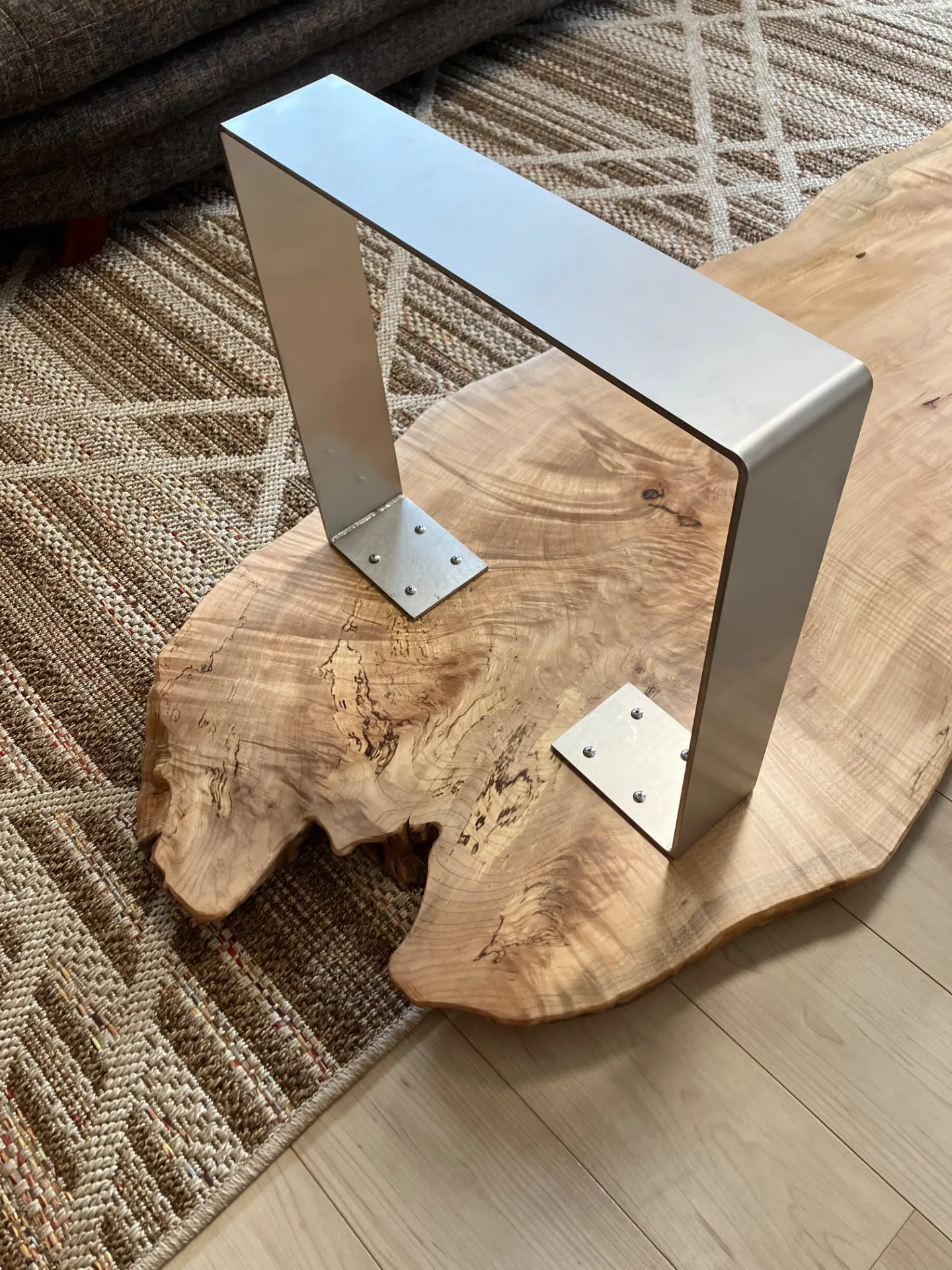 日立市O様　メープル一枚板センターテーブル納品